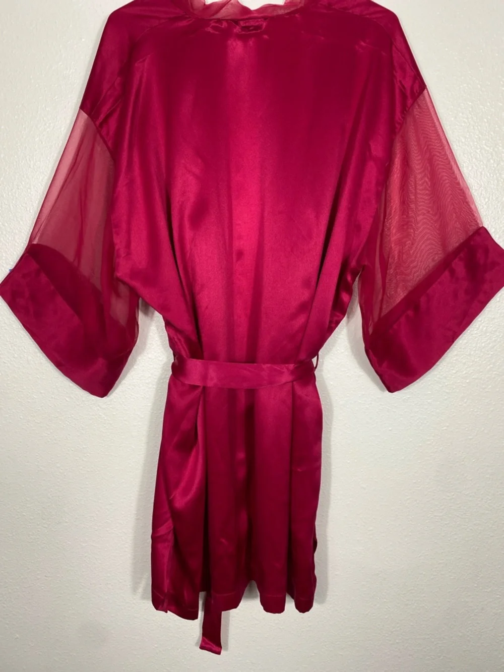 Victoria's Secret Fuchsia Satin Kimono Robe with Sheer Sleeves Size One Size